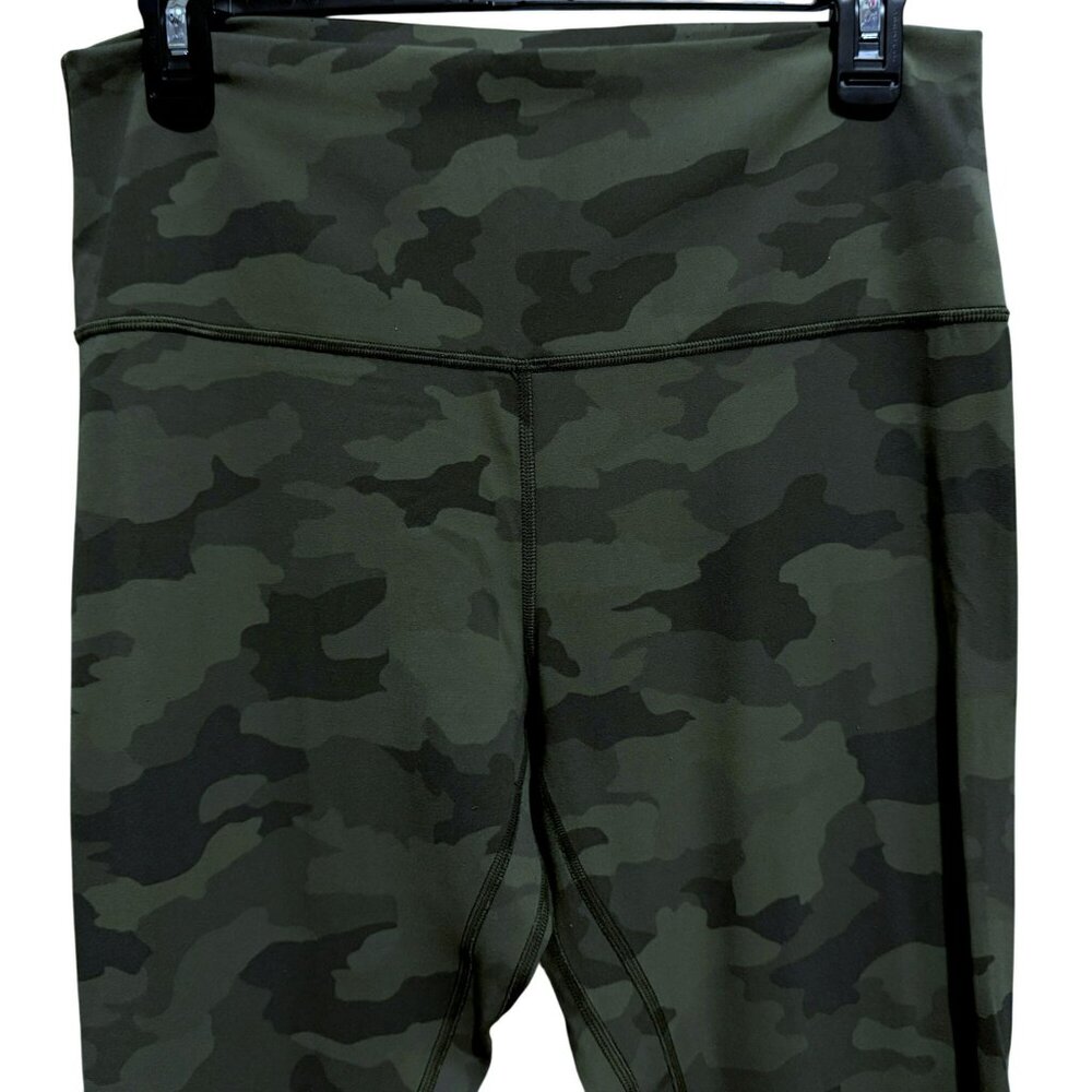 Lulu Lemon Camo Ankle Leggings 30 x28" Stash Pocket Athleisure Comfortable